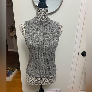 American Eagle grey cropped tank top